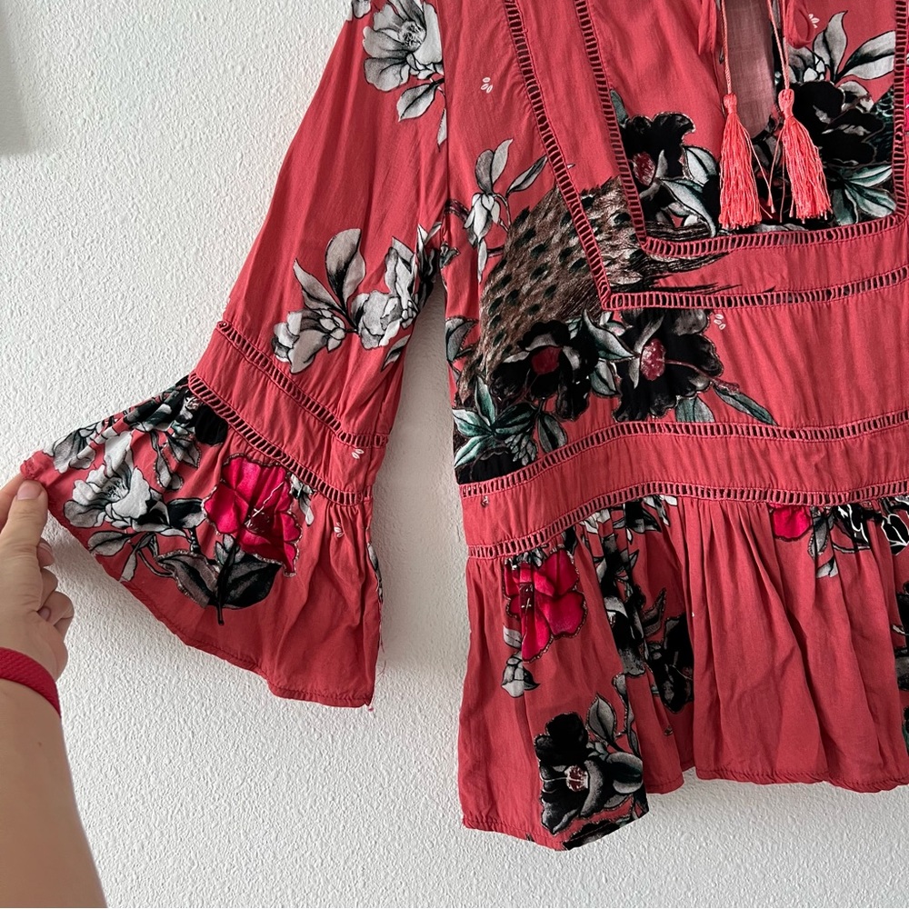 Jaase Floral Print Tassel Front Tie Bell Sleeve Top - Picture 4 of 10